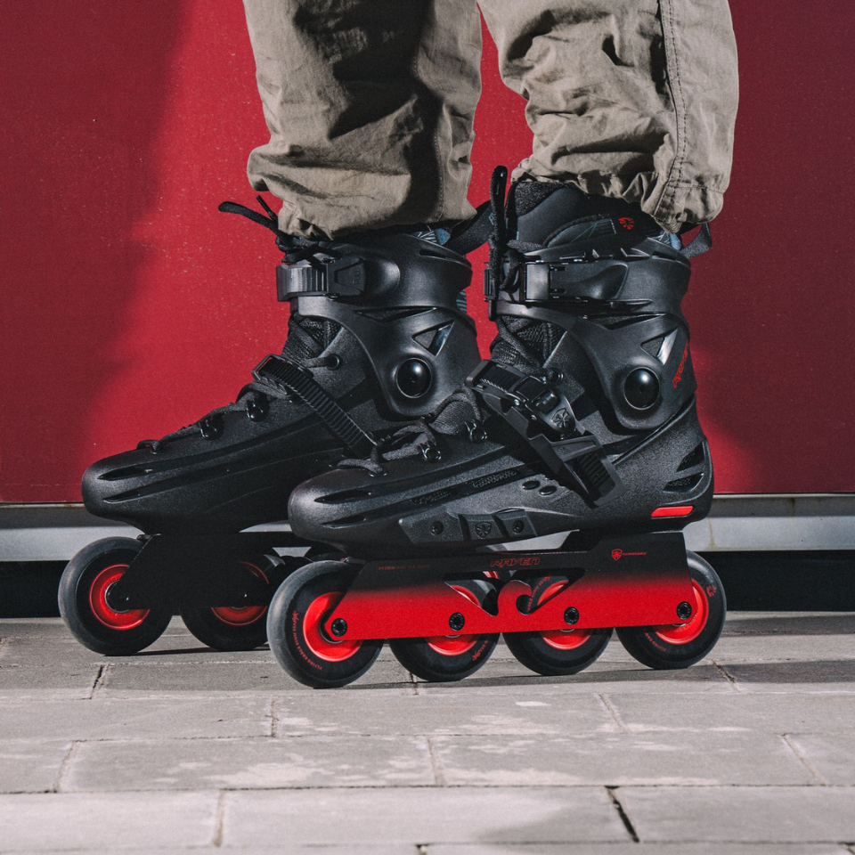 Patin Flying Eagle F4+ Raven Negro/Rojo Flying Eagle